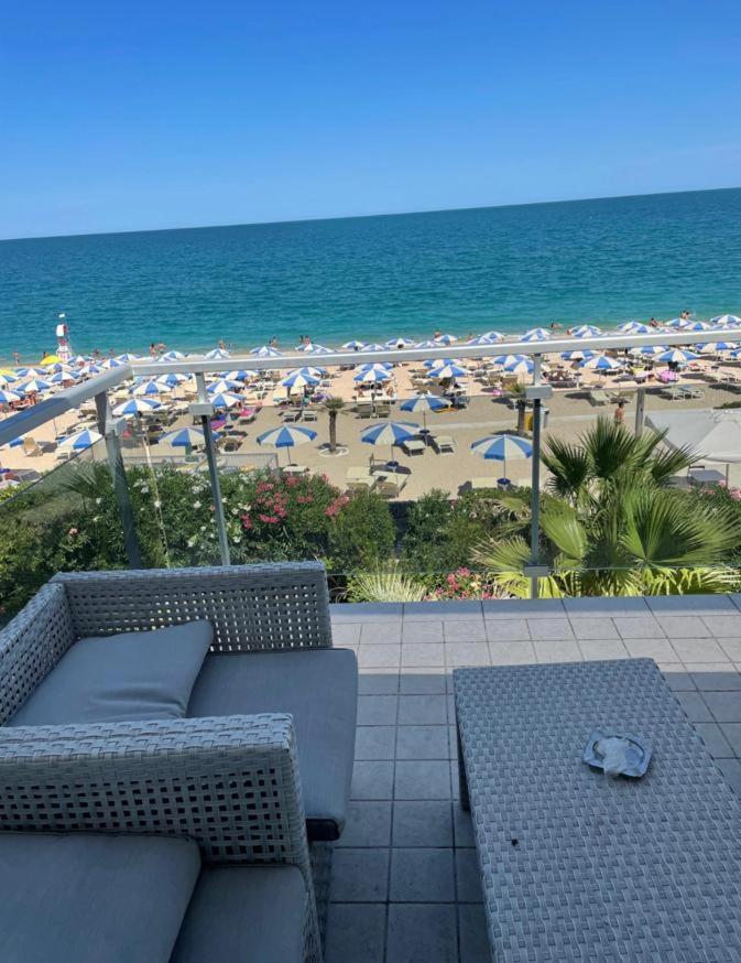 Conero Casa - Marcelli Di Numana In Via Litoranea 101 Sul Mare Vista Spiaggia Con Parcheggio Esclusivo Zewnętrze zdjęcie